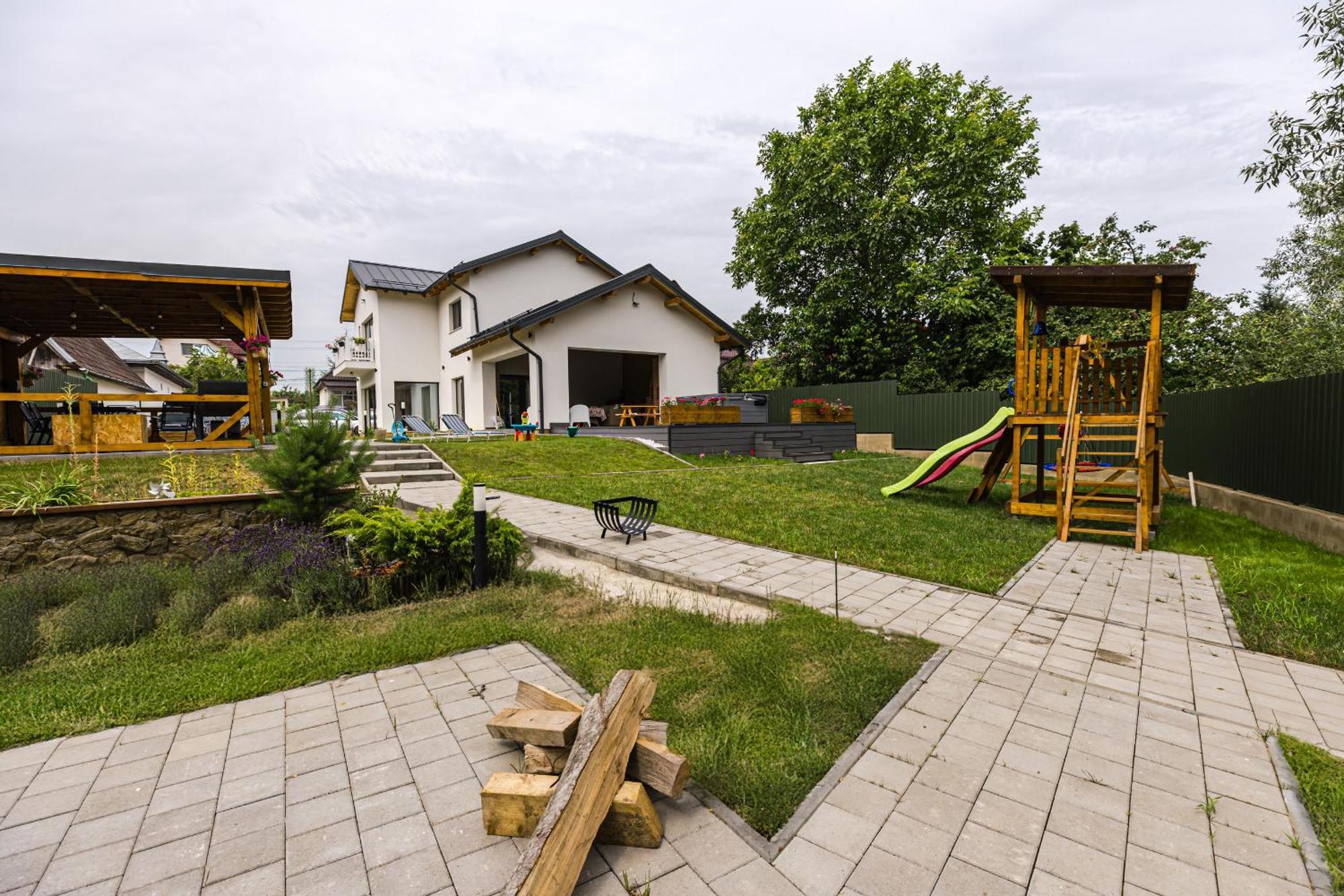Ioanaguesthouse Turda Bagian luar foto