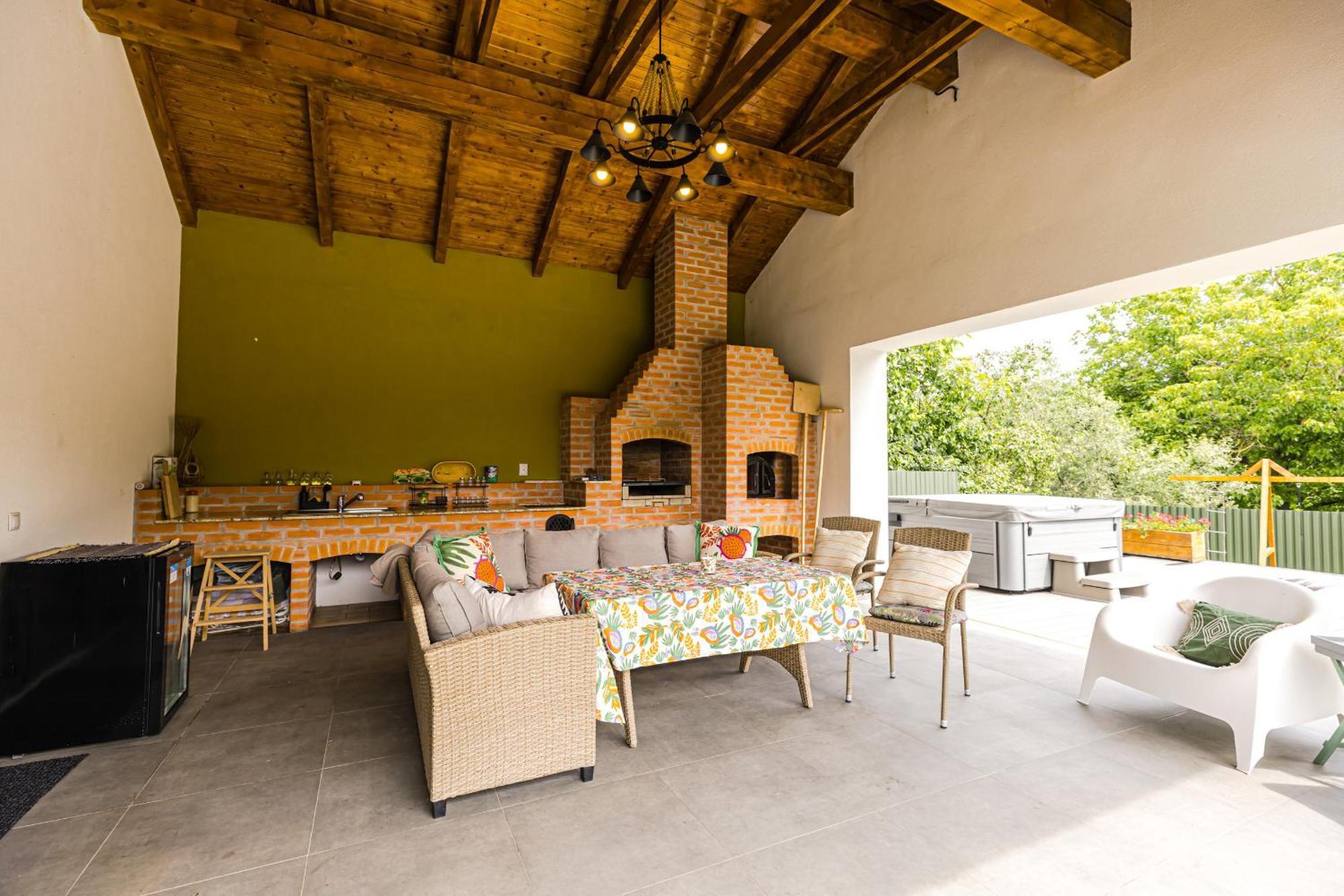 Ioanaguesthouse Turda Bagian luar foto